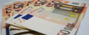 Gagner 400 euros par mois sur les sites de sondages rémunérés 